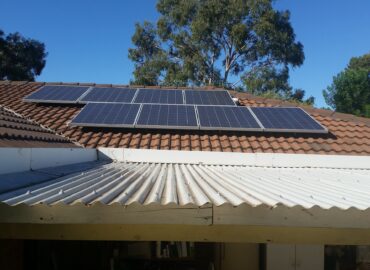 solar-panels-2685357_1920